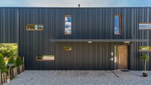 Алюминиевая кровля Система PREFALZ 02 Антрацит P.10 RAL 7016 Prefa